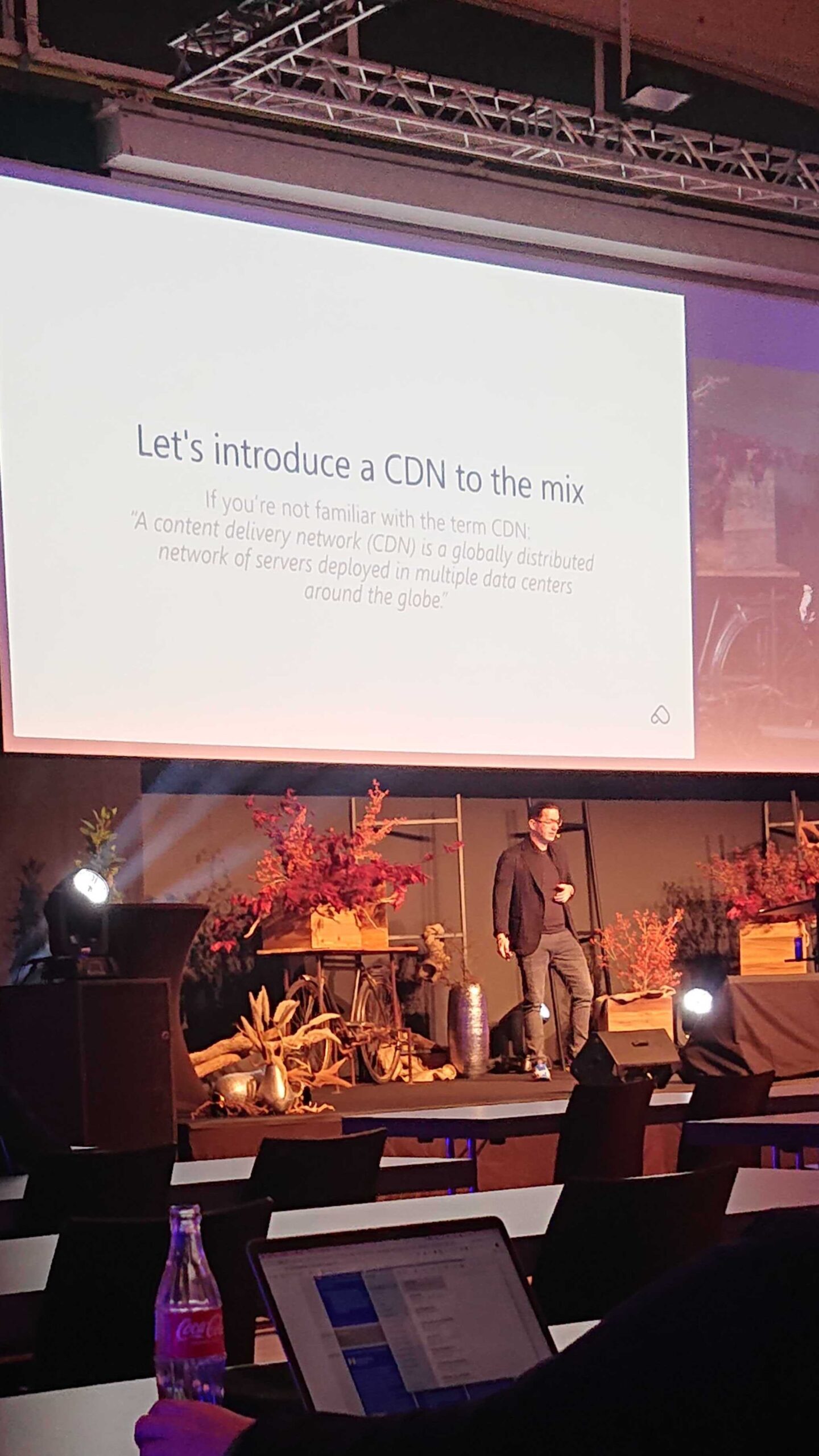 Bastian Grimm bei seinem Vortrag auf der seokomm 2021